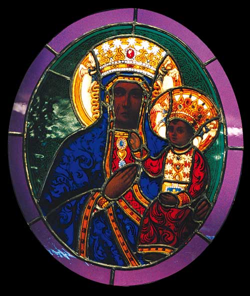 medalion Matka Boska kościół Pierściec konserwacja  Artystyczna Pracownia Witraży Jolanta i Adam Wuttke