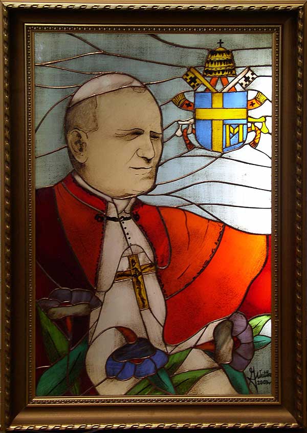 witraż obraz podświetlany papież Jan Paweł IIArtystyczna Pracownia Witraży Jolanta i Adam Wuttke